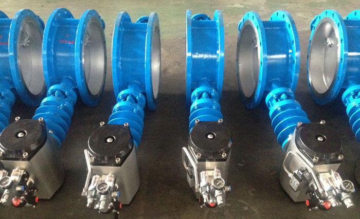 D641W-6C氣動法蘭式帶外置軸承高溫通風蝶閥