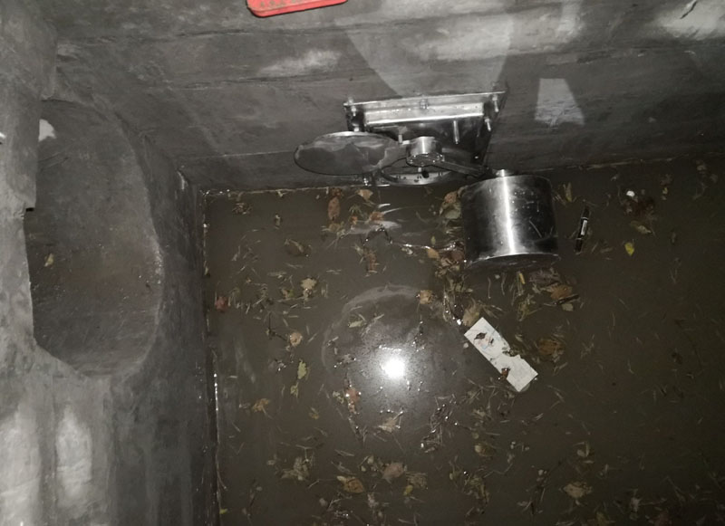 浮筒閥安裝現場