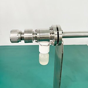 罐底側裝襯氟取樣閥