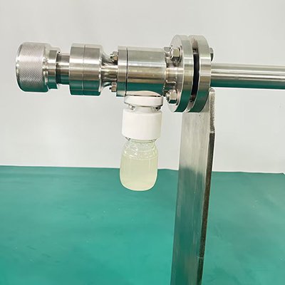 罐底側裝襯氟取樣閥